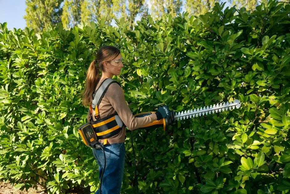 Stiga SHT 900 AE akkupensasleikkuri - leikkuupää - Puutarhakone