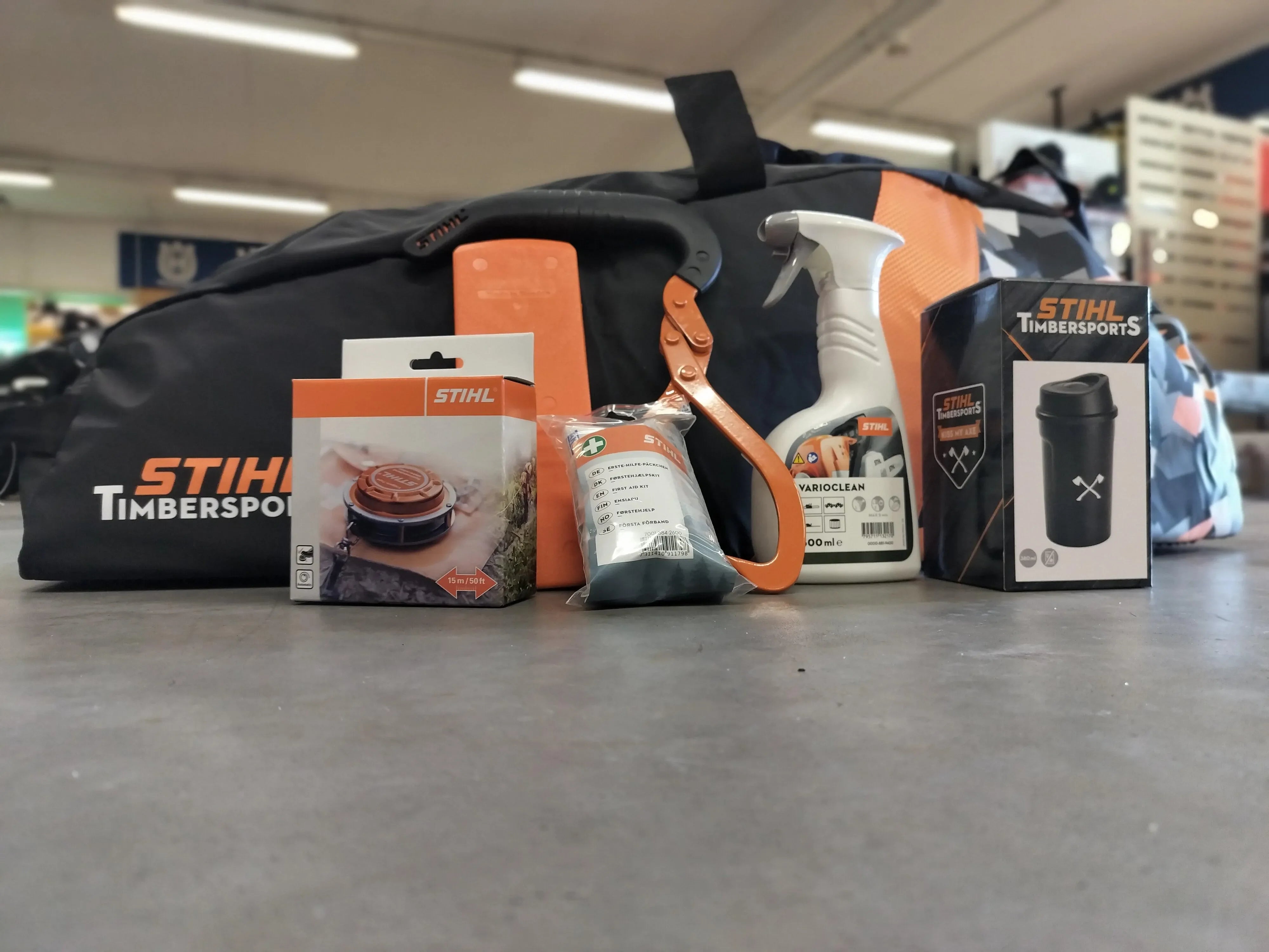 STIHL Timbersport varustepaketti - Puutarhakone