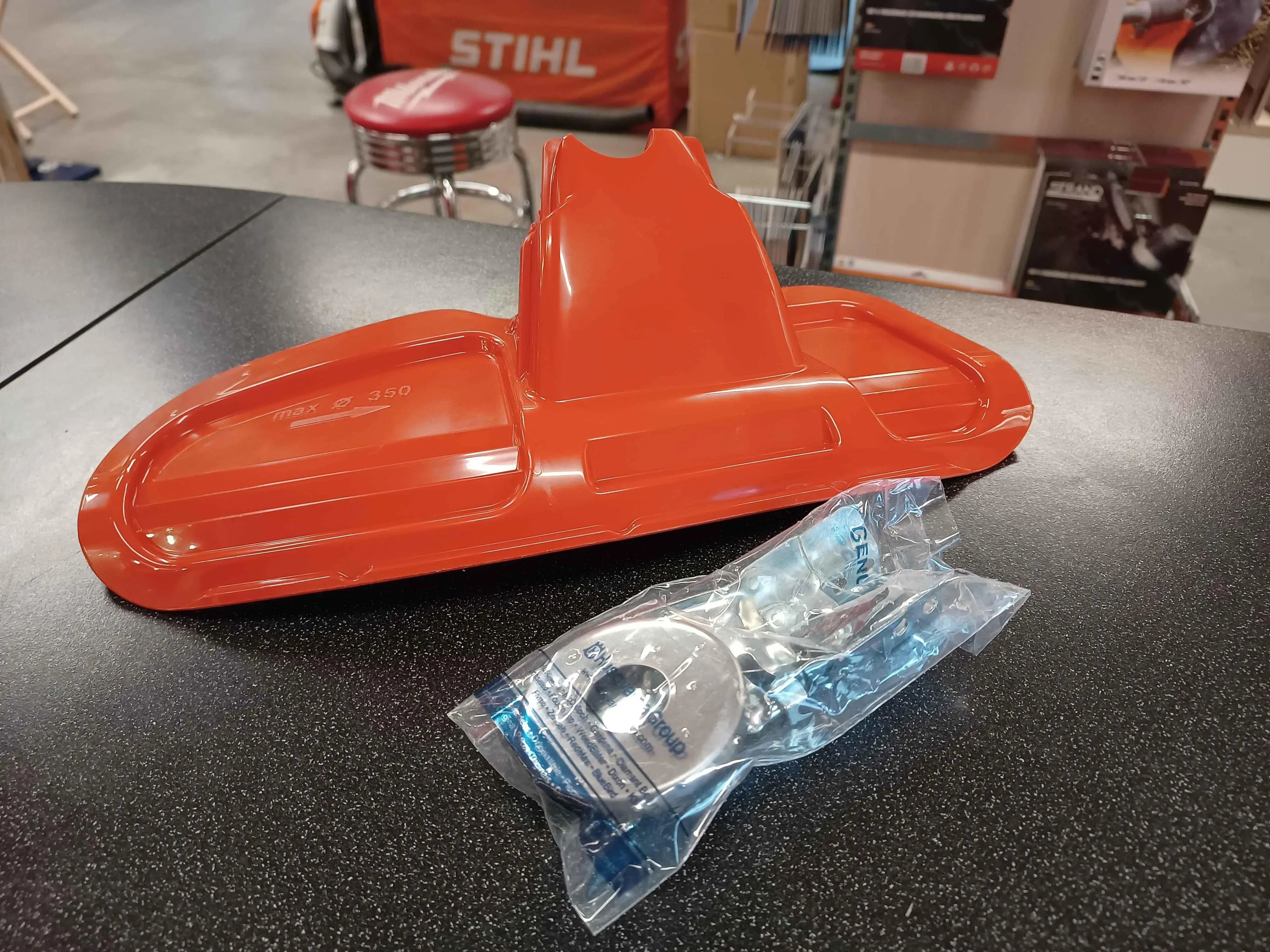 Husqvarna sektorisuoja 555 FX - Kolmiterä - Puutarhakone