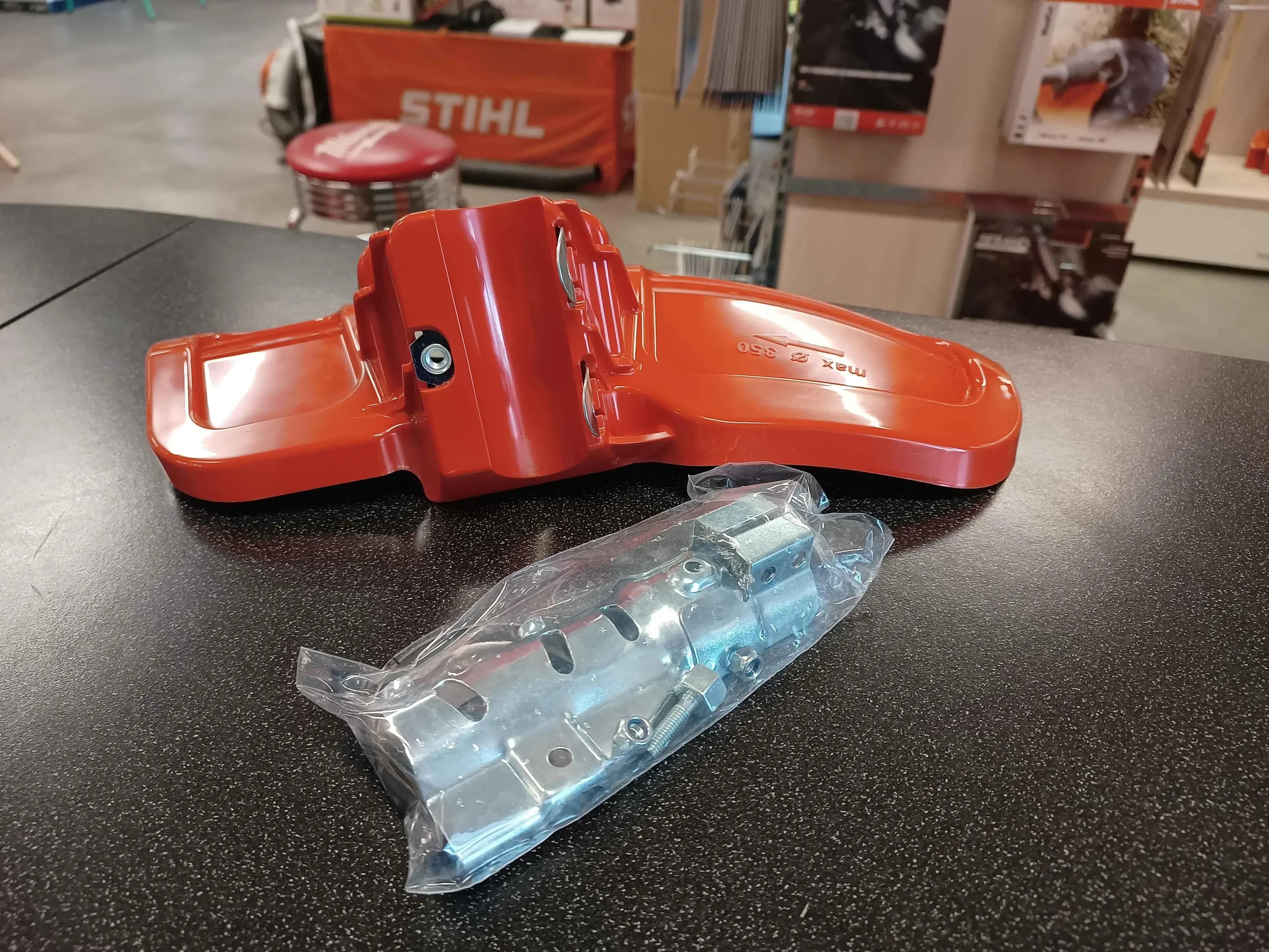 Husqvarna sektorisuoja 555 FX - Kolmiterä - Puutarhakone