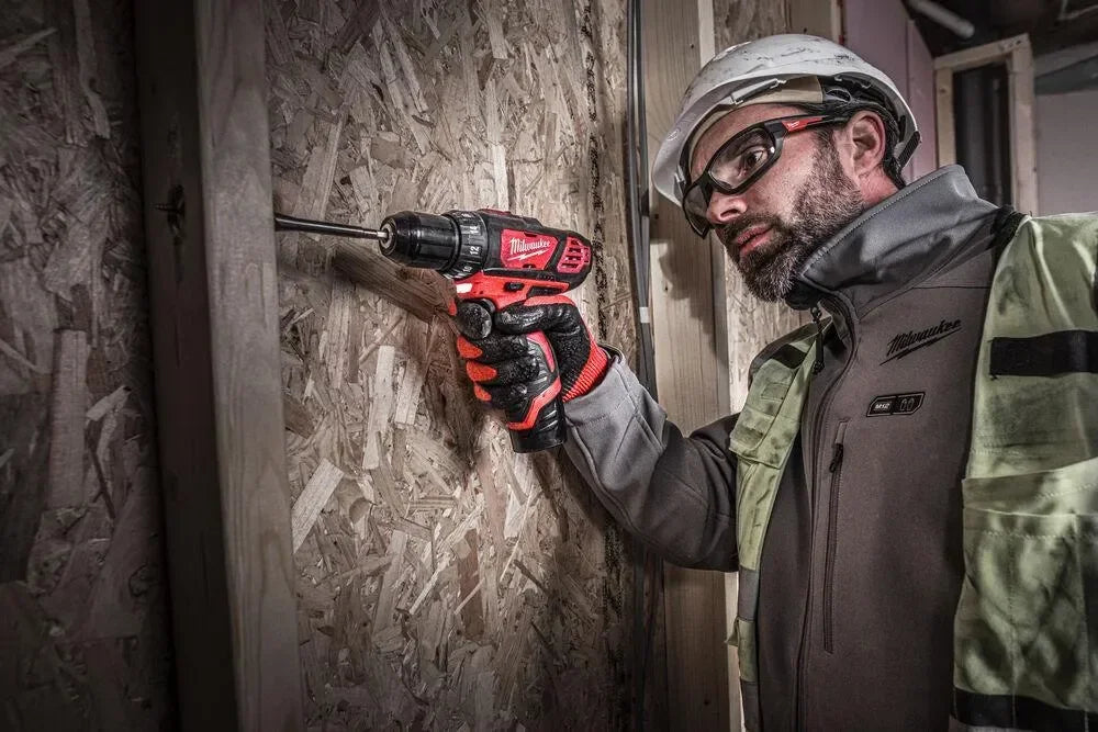 Milwaukee porakone/ruuvinväännin M12 BDD-0 -runko - Puutarhakone