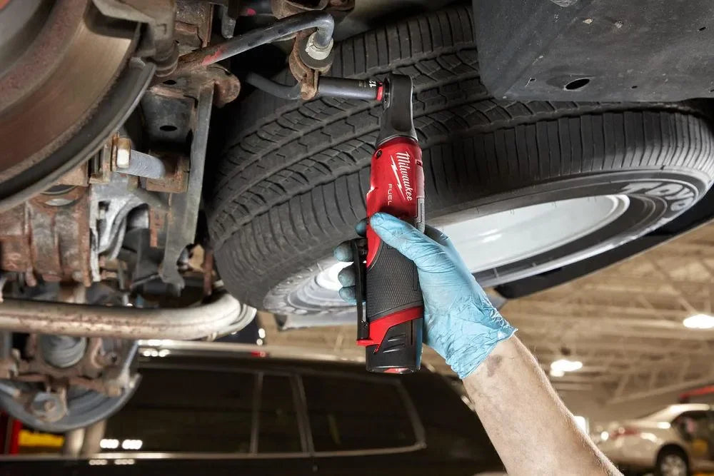 Milwaukee akkuräikkäavain M12 FHIR14 -runko - Puutarhakone