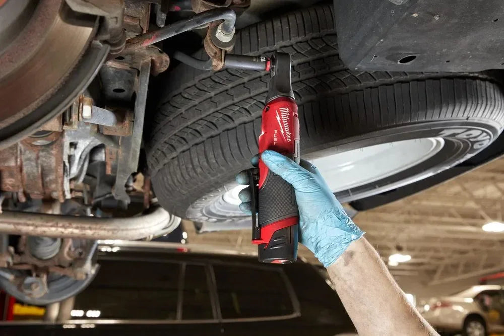 Milwaukee akkuräikkäavain M12 FHIR14 -runko - Puutarhakone