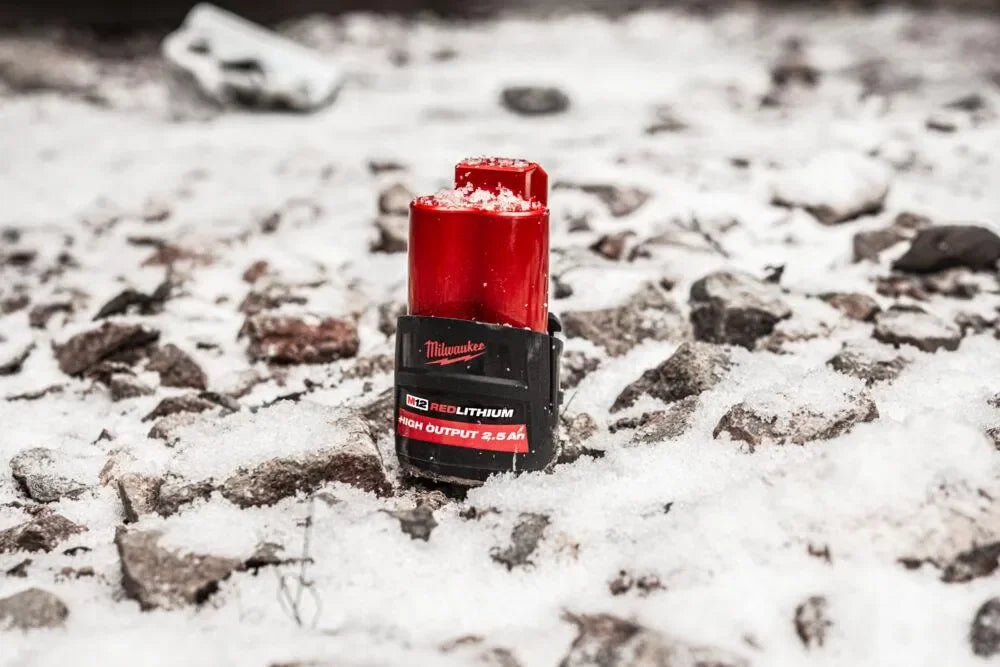 Milwaukee akku M12 High Output 2,5Ah - Puutarhakone