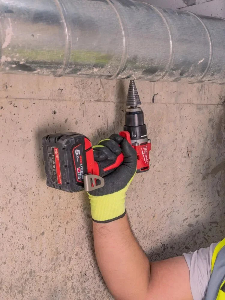 Milwaukee porakone M18 BLDDRC-0X -runko - Puutarhakone