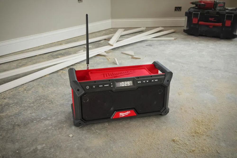 Milwaukee työmaaradio M18 RADDAB+G2 -runko - Puutarhakone