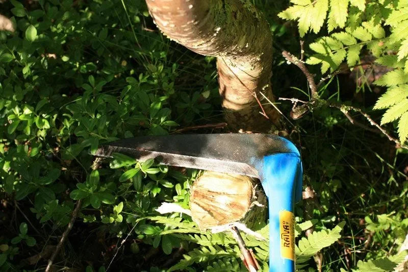 Raiva raivausveitsi vasenk., made in Finland - Puutarhakone