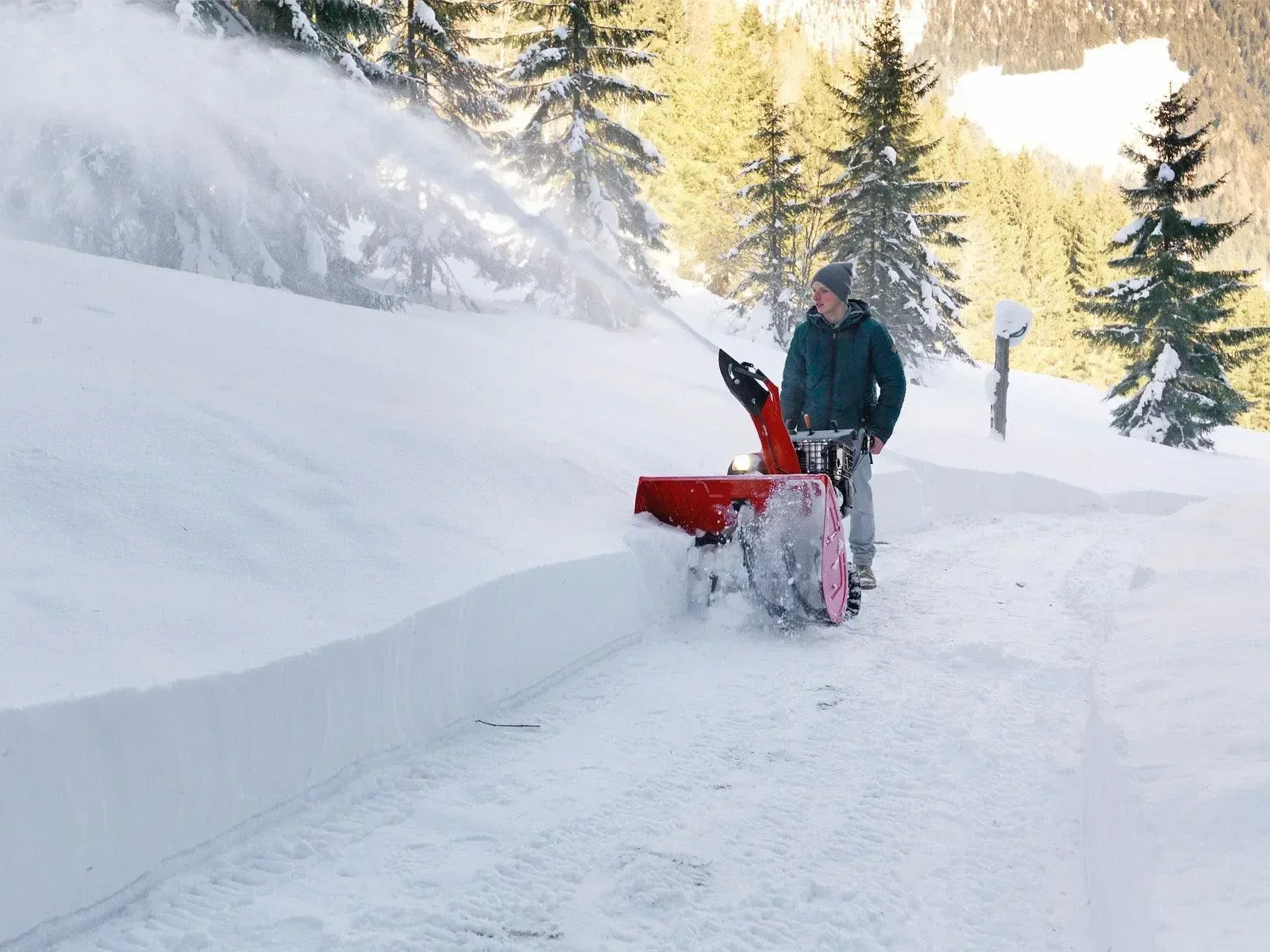 Honda HSS 1380A ETD - Puutarhakone