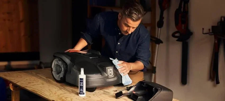 Husqvarna automower huolto-/ puhdistussarja - Puutarhakone