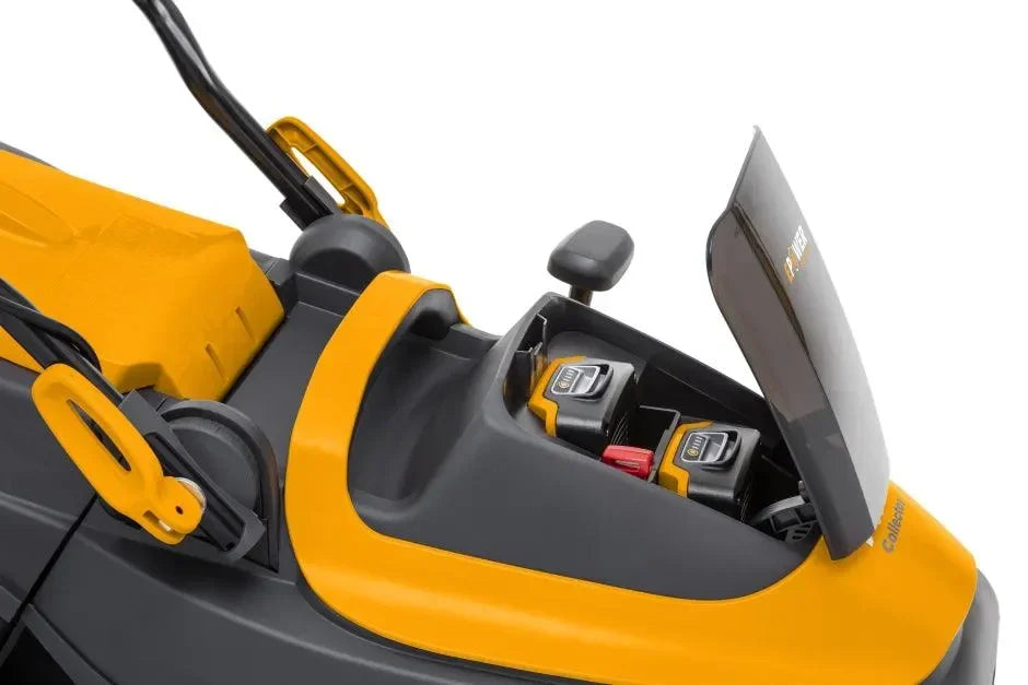 Stiga Collector 136E akkuleikkuri -setti - Puutarhakone