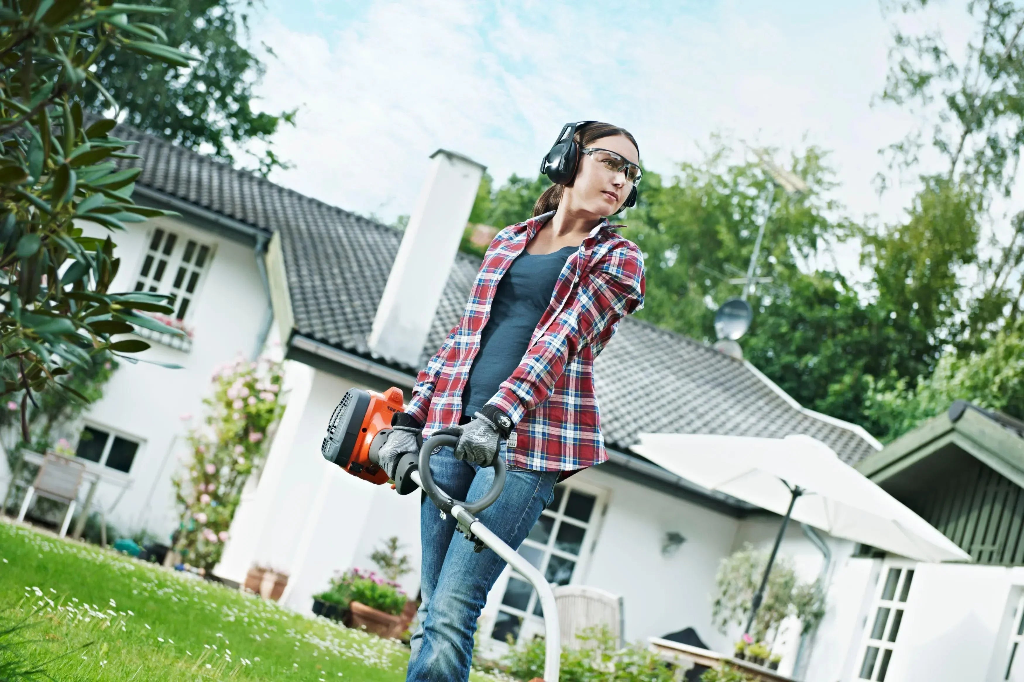 Husqvarna 122 C trimmeri - Puutarhakone