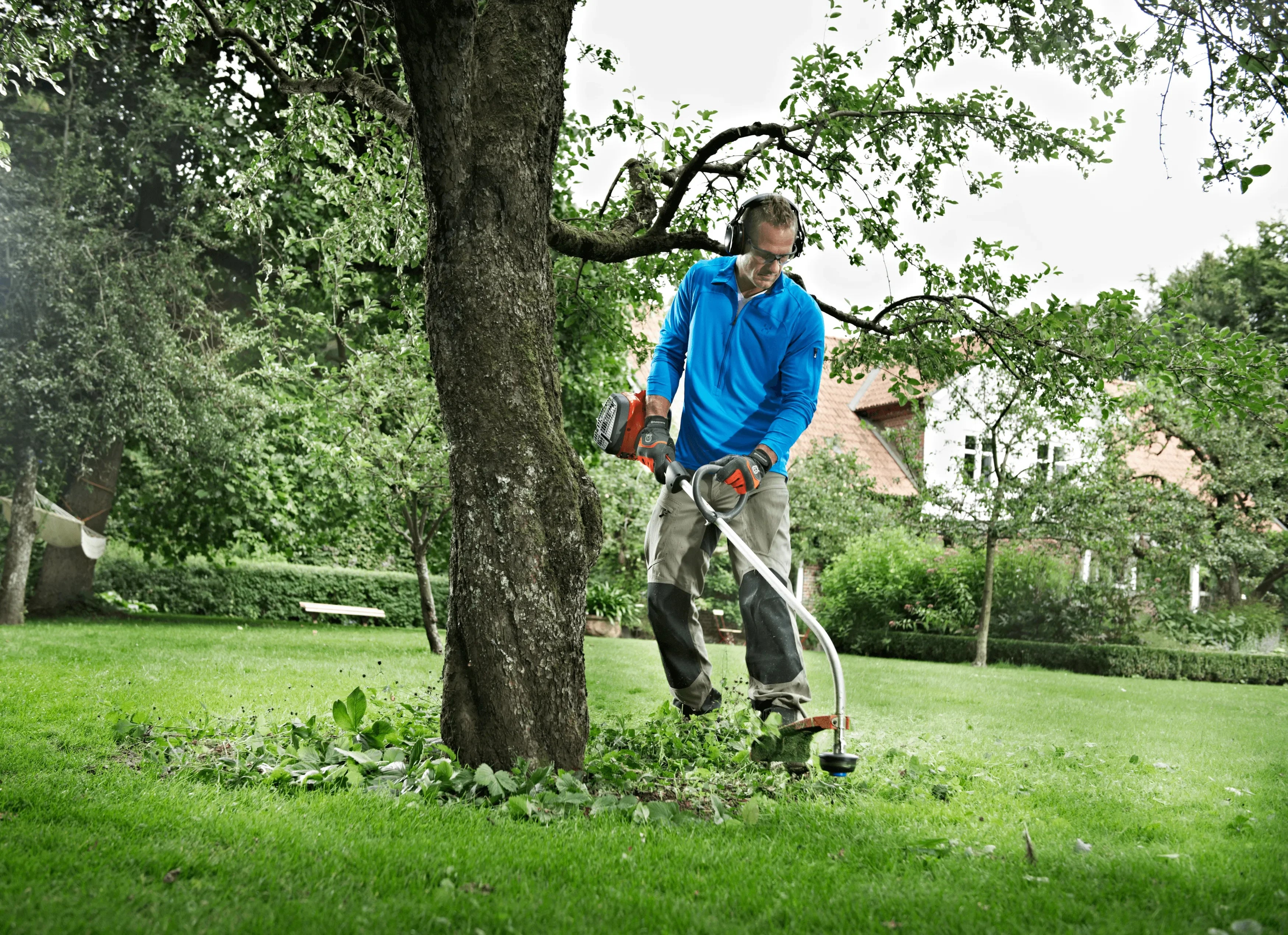 Husqvarna 129C trimmeri - Puutarhakone