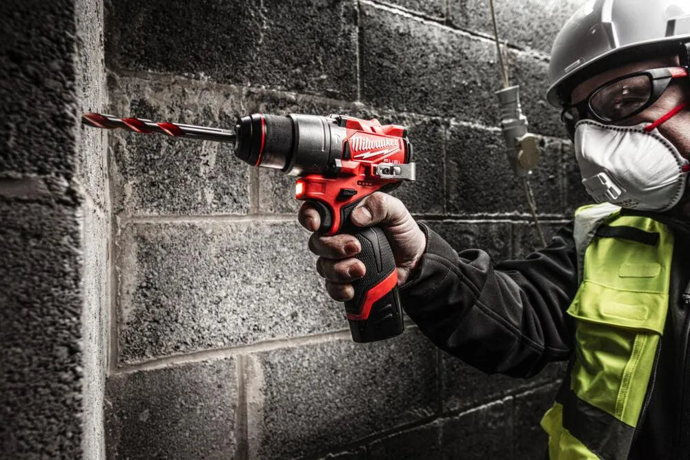 Milwaukee iskuporakone M12 FPD2-402X -konepaketti - Puutarhakone