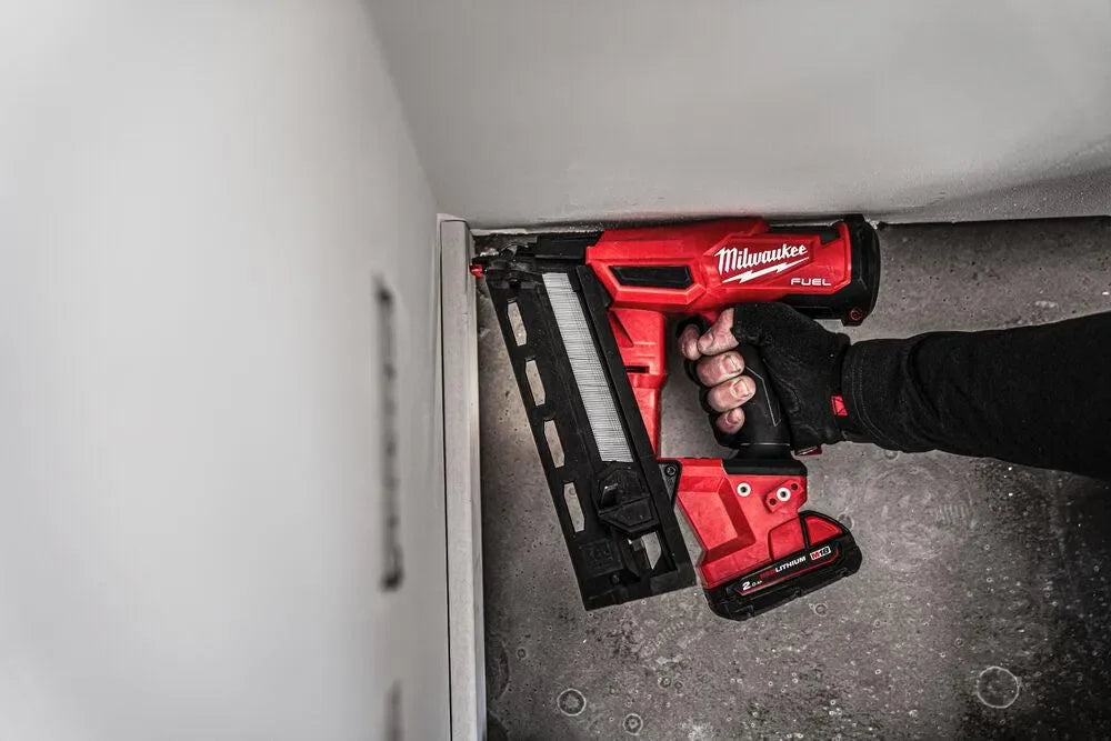 Milwaukee viimeistelynaulain M18 FN16GA0X -runko - Puutarhakone