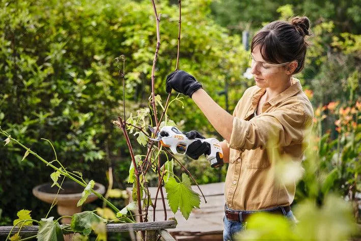 STIHL akkuoksasakset ASA 20-setti - Puutarhakone