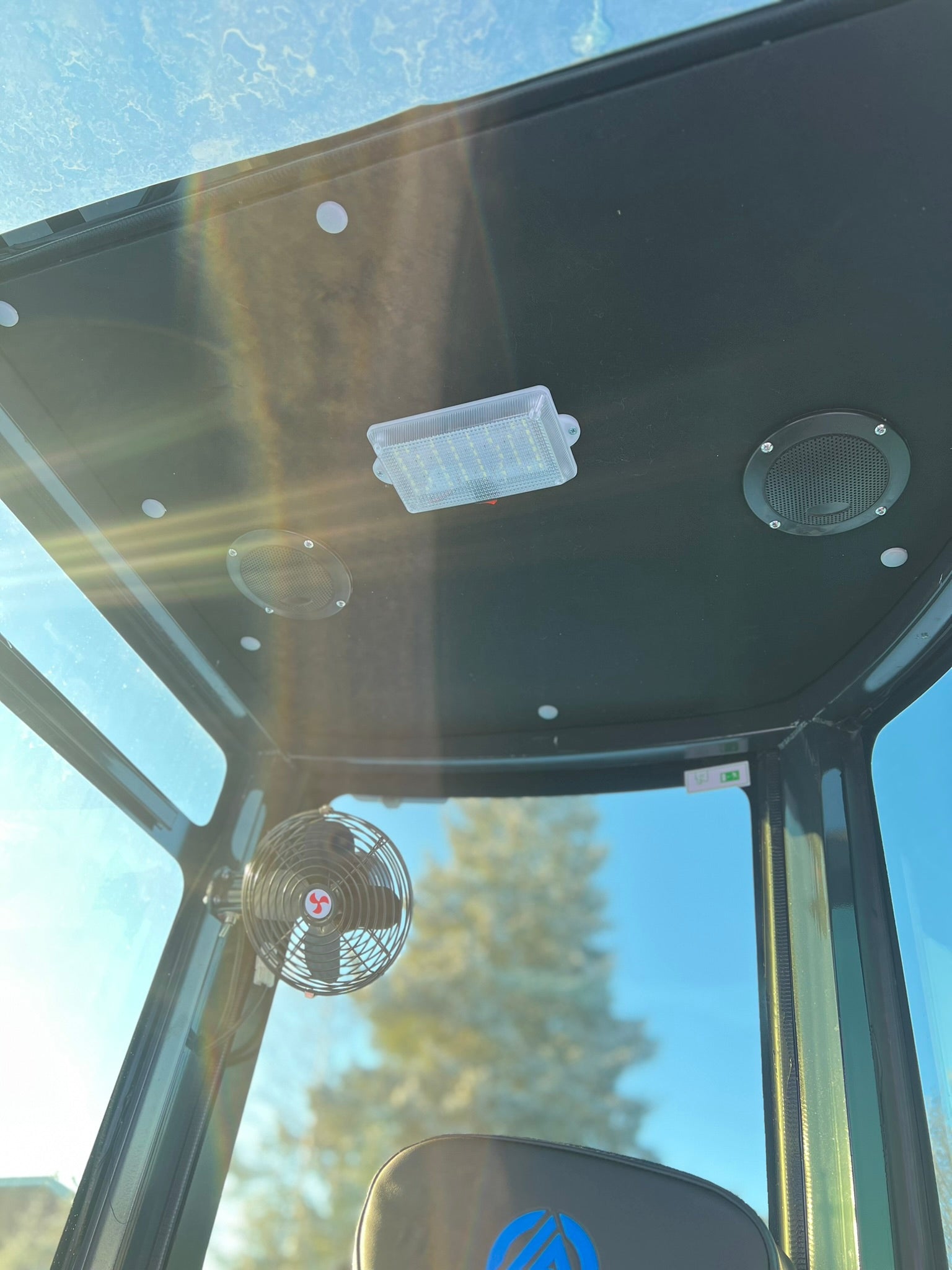 Rippa R22 minikaivinkone -Kubota D1105 3-sylinterinen
