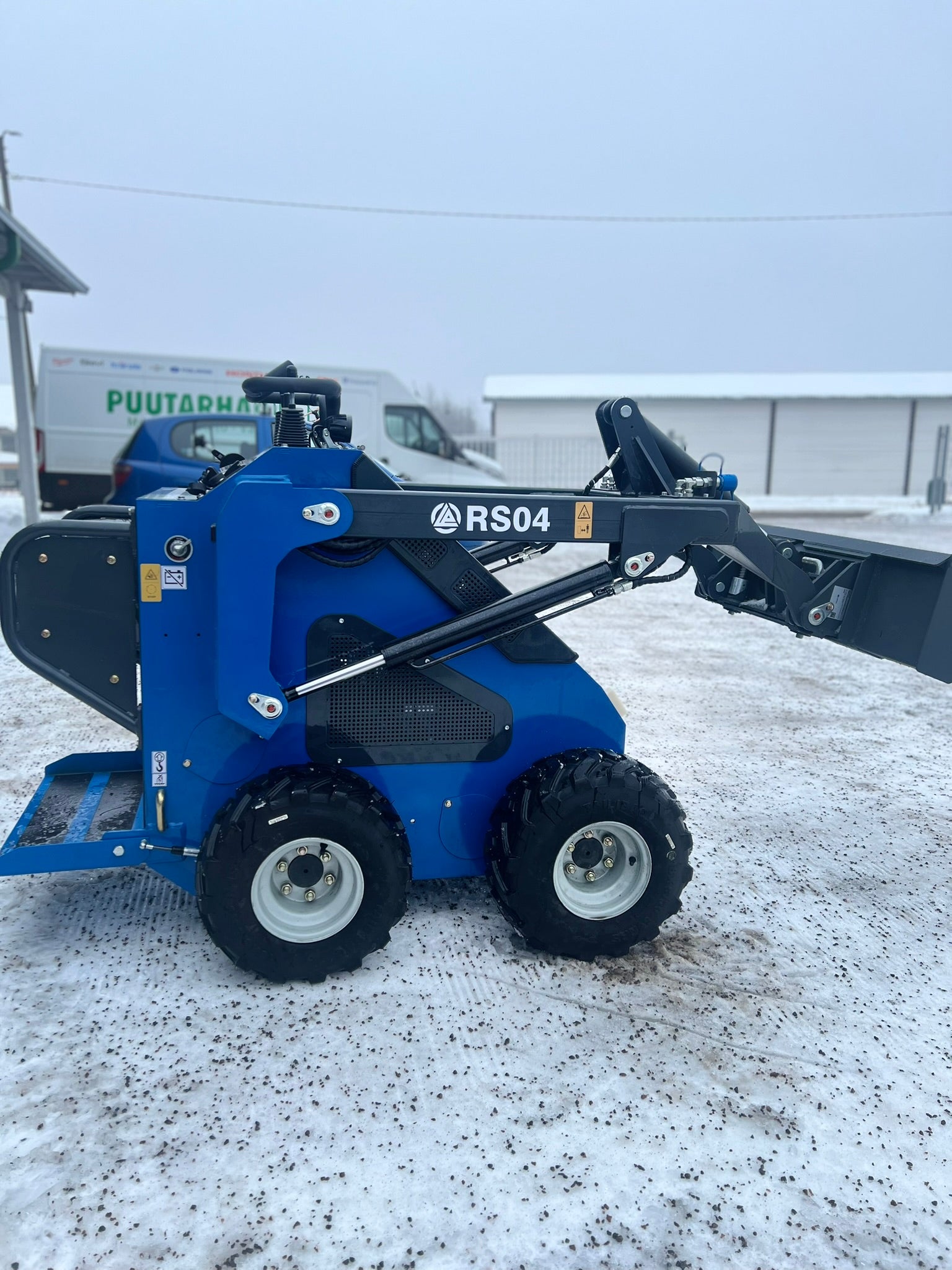 Rippa RS04 compact kauhakuormain