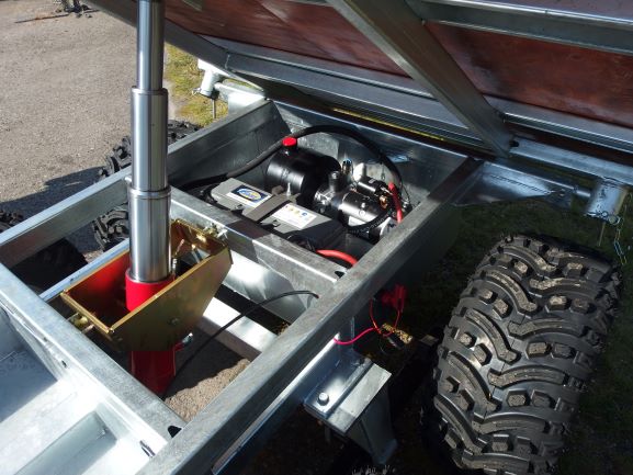 Bronco Kärry 3-Suuntainen sähkökipillä MAX. 1600KG