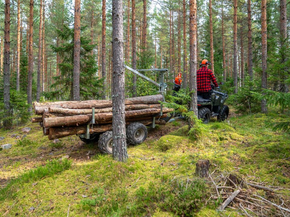 Polaris ATV 1600 tukkikärry (ilman lavaa)