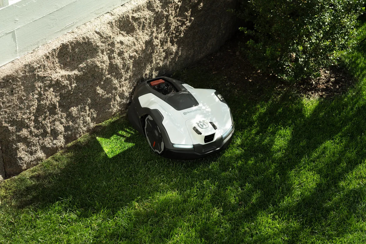 Husqvarna Automower 405VE Nera robottileikkuri