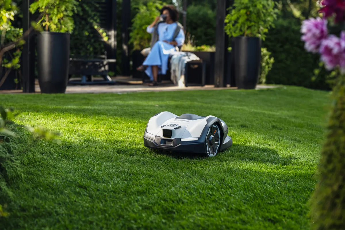 Husqvarna Automower 405VE Nera robottileikkuri