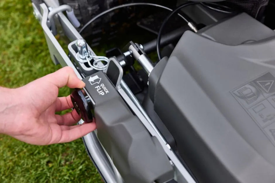 Stiga Park 500WX ajoleikkuri + Combi 100Q Plus pöytä