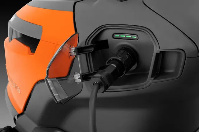 Husqvarna TS 100i akkuajoleikkuri
