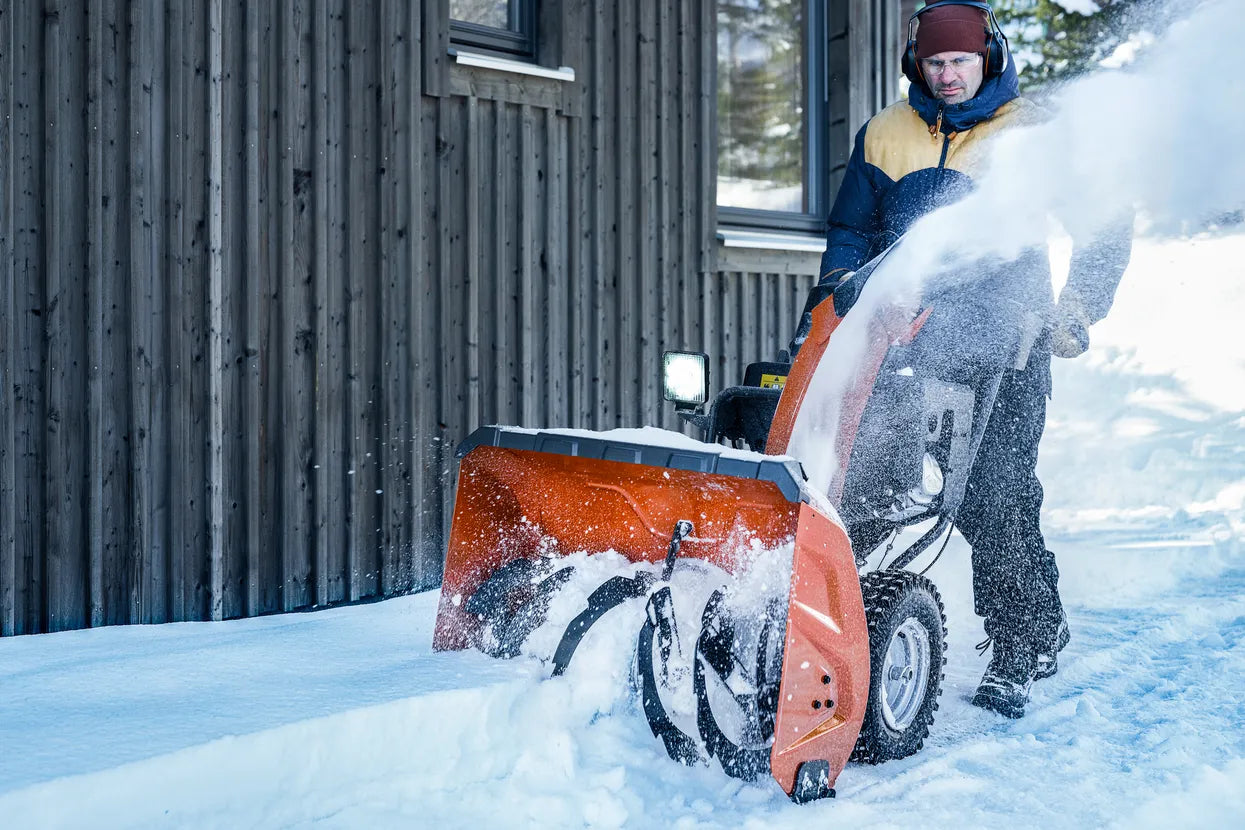 Husqvarna ST 376 lumilinko